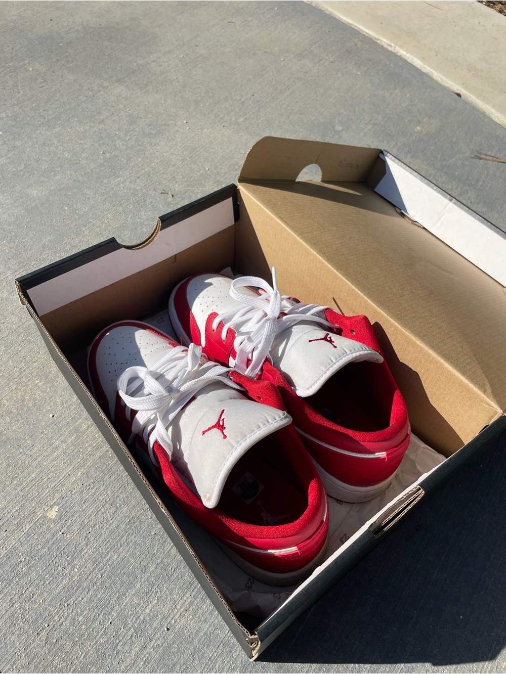 Gym red air jordan 1 low GS